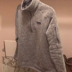 patagonia zip up. worn only a couple times.